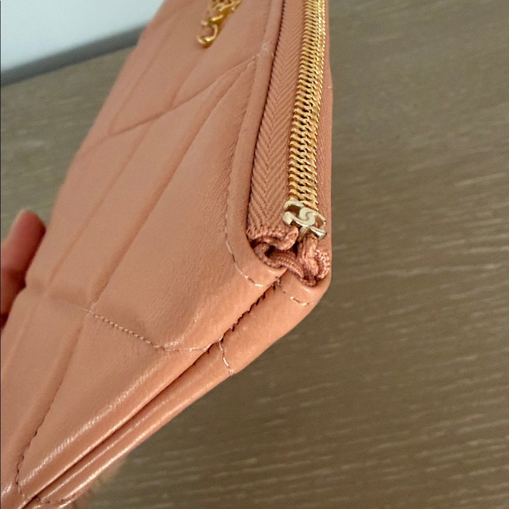 Chanel Peach Quilted Clutch with Gold Logo - Picture 4 of 5